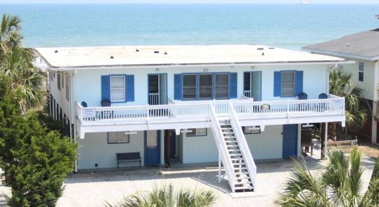 Charming rental apartment | Next to the beach | Dogs allowed in Garden City, SC
