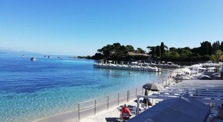 Hotel Miramar- Cap d'Antibes - La Garoupe plage — photo 5
