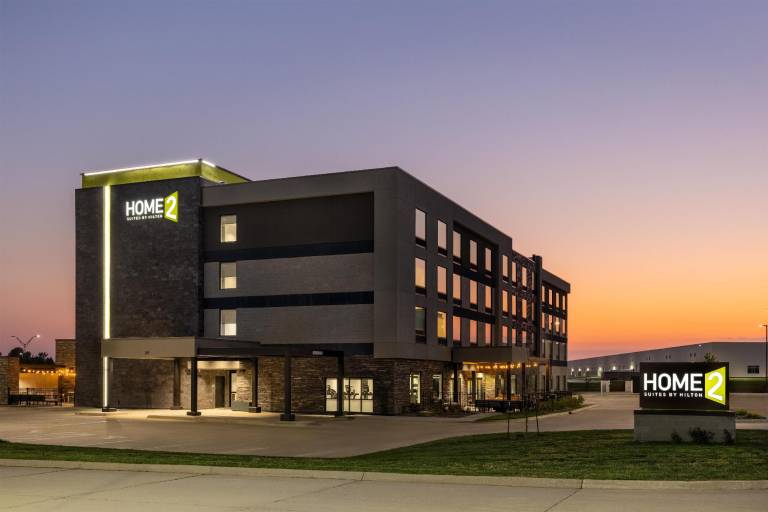 Home2 Suites by Hilton Altoona Des Moines — photo 3