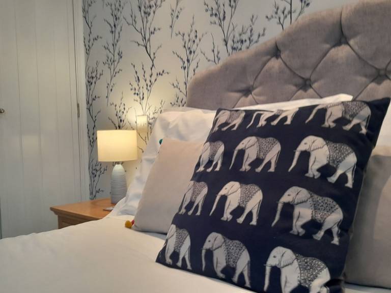 Bed and breakfast  Babbacombe