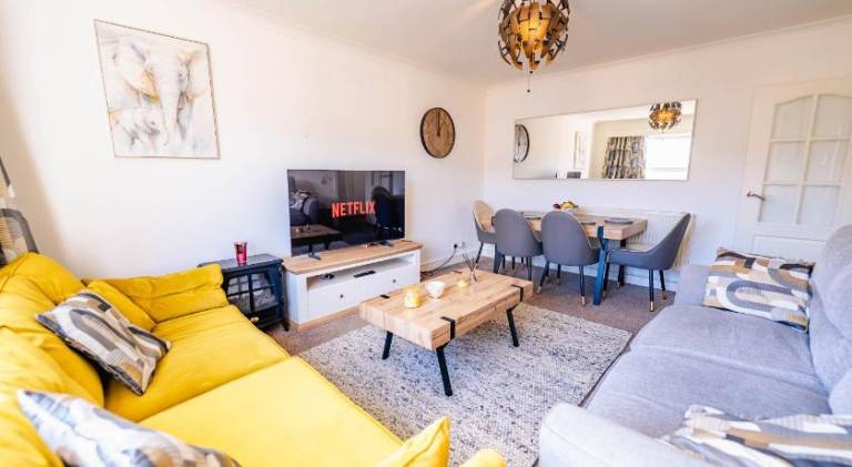 Holiday apartment with 2 rooms for 4 persons in Cardiff