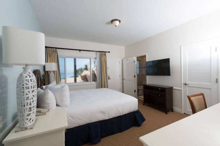 Resort La Jolla Shores