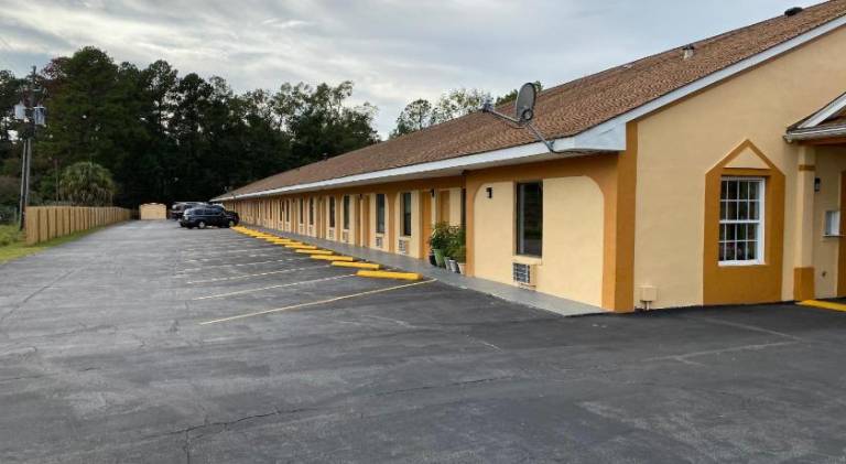 Deluxe Inn Hardeeville — photo 5