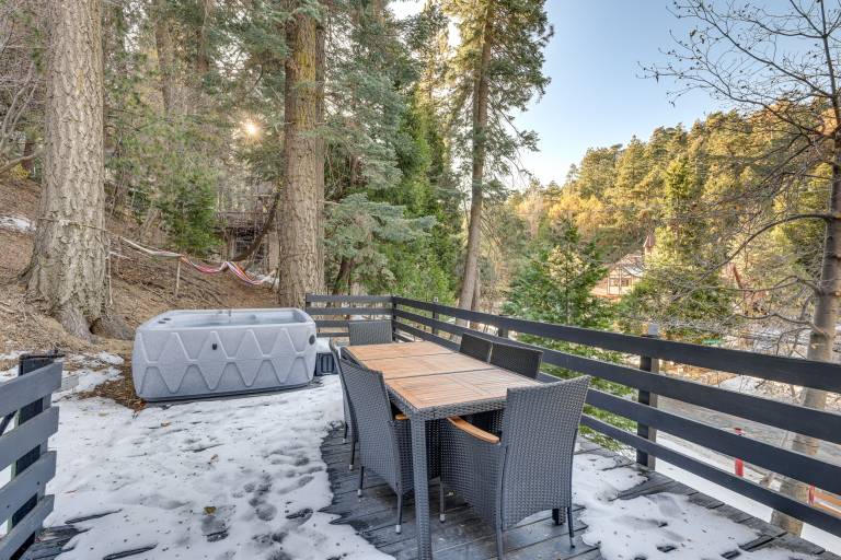 Lake Arrowhead Hideaway w/ Deck & Hot Tub — photo 3
