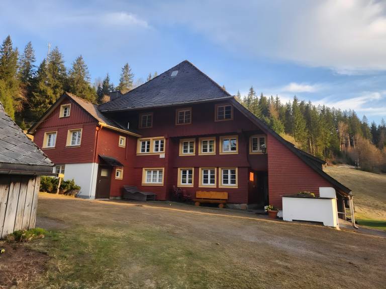 Apartment 'Alte Schmiede 2 Apartments' with Mountain View, Private Terrace and Wi-Fi in Hinterzarten