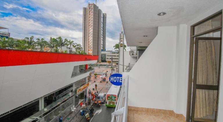 Hotel Toledo Plaza — photo 2
