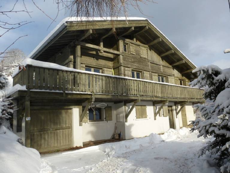 Family-friendly chalet with yard, hot tub & grill | Panoramic view | Pet-friendly — photo 3
