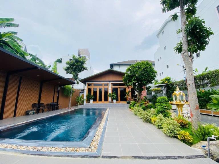Villa with pool & BBQ | Good for workation in Ho Chi Minh City