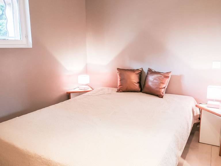 Apartment with terrace — photo 4