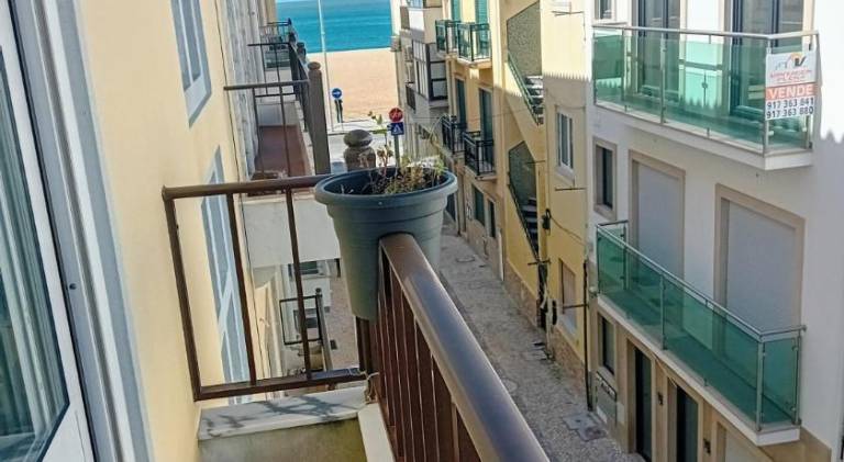 Rental apartment with 2 rooms for 6 persons in Leiria