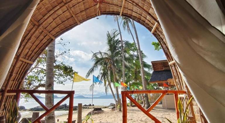 EL-NARA SEASIDE Beach Resort in El Nido