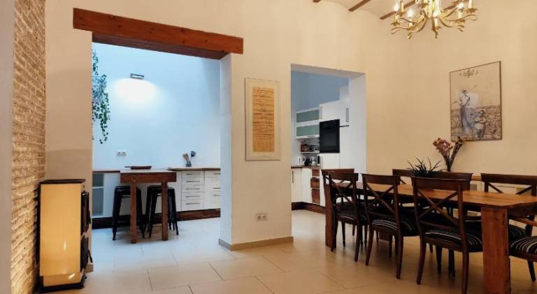 Ample holiday apartment | Close to Metropol Parasol | Pet-friendly — photo 3