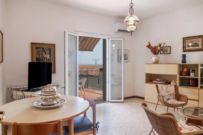Nice holiday apartment with terrace & yard | Sea view | Beach nearby | Pets are welcome — photo 4
