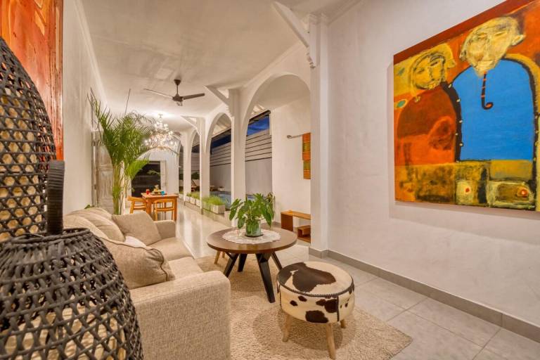 Villa with yard, terrace & private pool | Perfect for remote work | Pet-friendly — photo 4