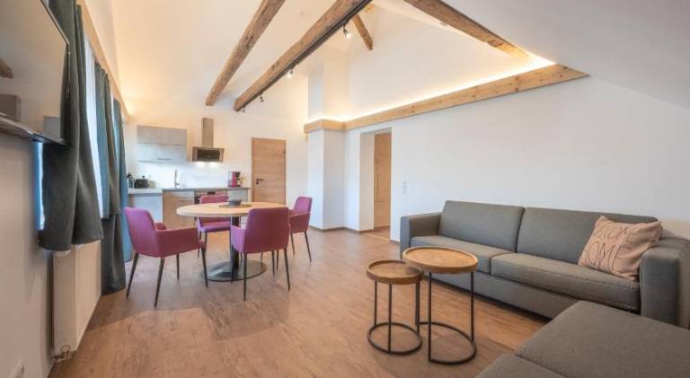Holiday apartment with yard in Lenggries