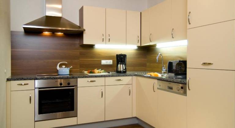 Wonderful serviced apartment with BBQ & garden | Close to the ski | Perfect for remote work | Pets are welcome — photo 2