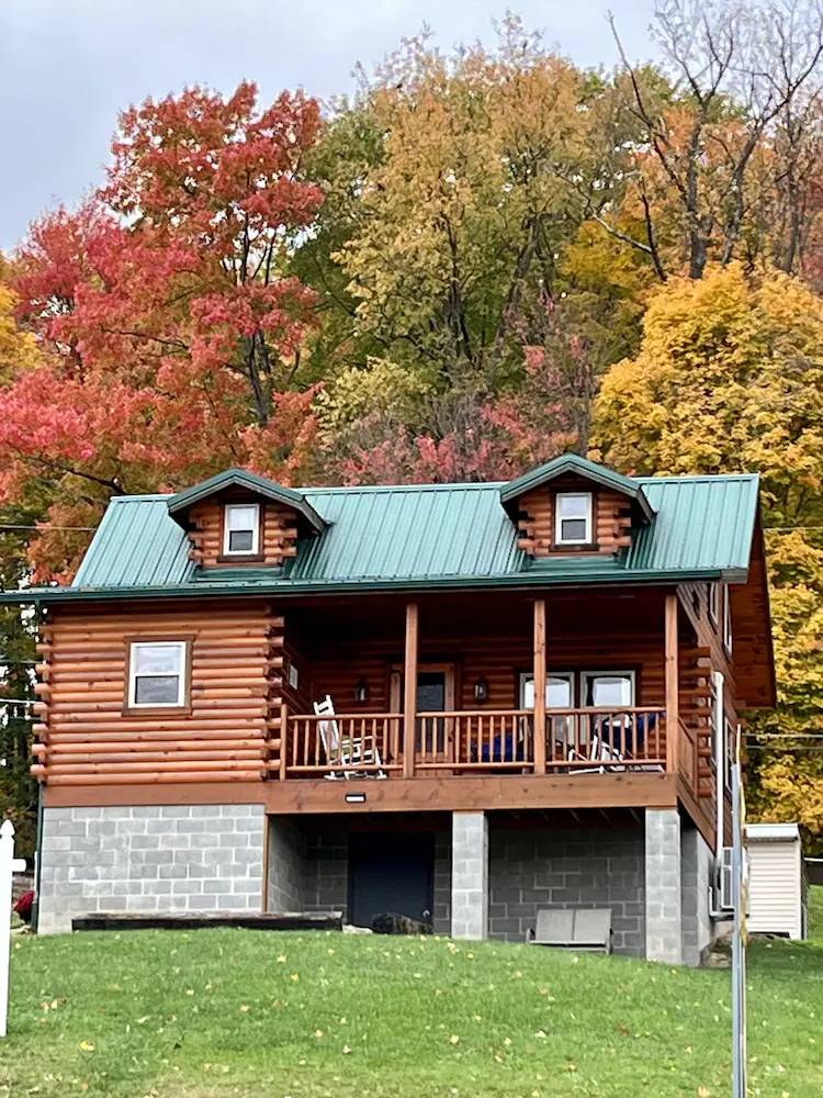 House  West Township