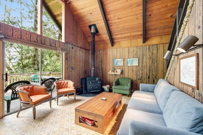 Cabin Shelton