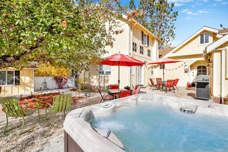 Family-Friendly Hilltop Retreat Pet-Friendly Yard, Gardens, Gazebo, Chef's Kitchen Hot Tub in San Bernardino, CA