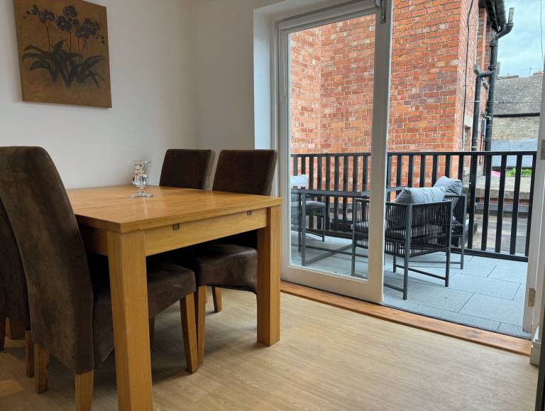 Apartment  Kington Rural