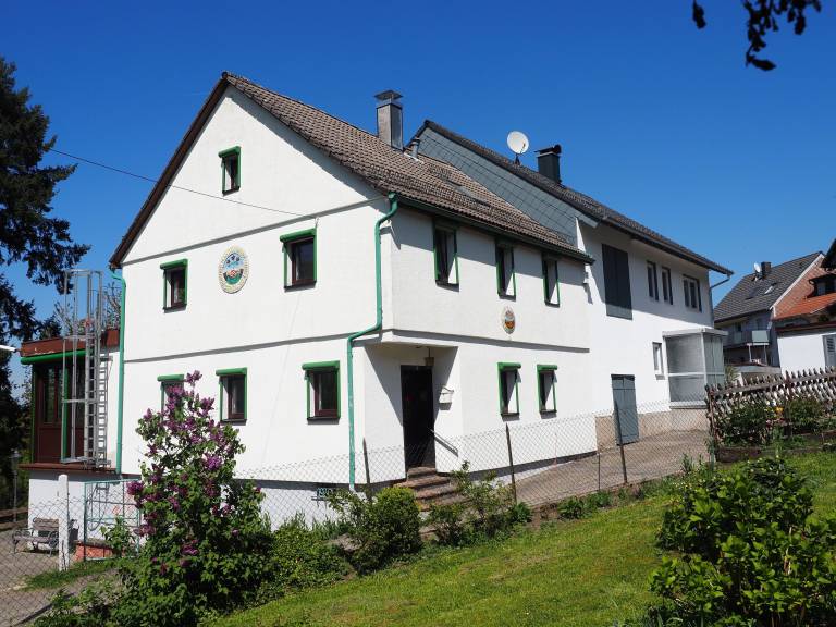 Ferienhaus mit Hund inBad Herrenalb Schwarzwald f&uuml;r max. 15 Personen