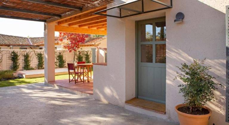 House with barbecue, terrace & yard | Suitable for remote work — photo 5