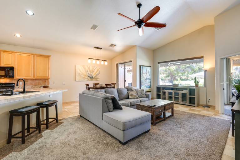 Pool & Hot Tub Access: Golf Getaway in Phoenix! — photo 4