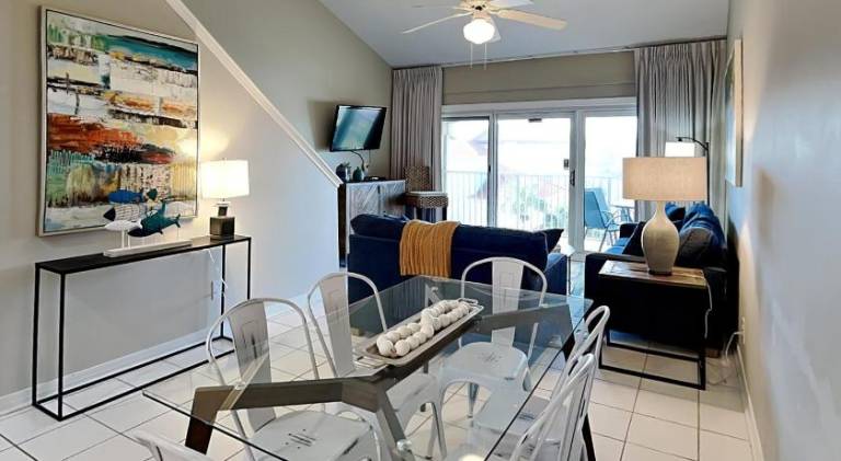 Holiday apartment with pool & hot tub — photo 2