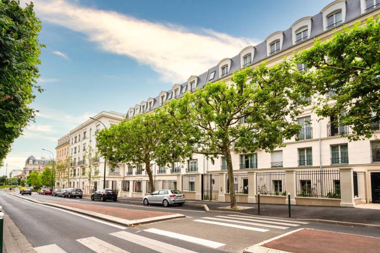 Zenao Appart'hotels Le Raincy Thiers in Rosny-sous-Bois