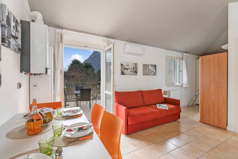 Family-oriented lovely studio with patio | Mountain view | Close to the beach | Dogs allowed — photo 4