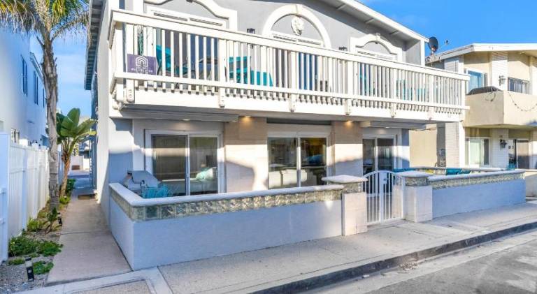 Vacation home with 5 rooms for 12 persons in Newport