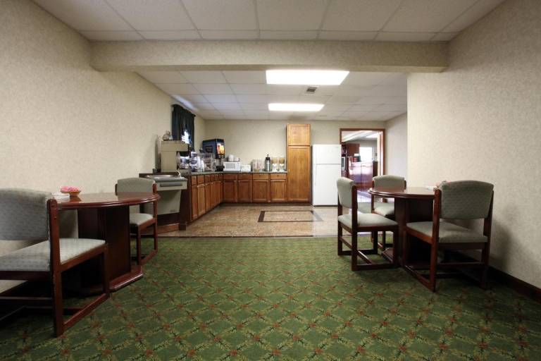 Diamond Inn Forrest City I-40 — photo 3