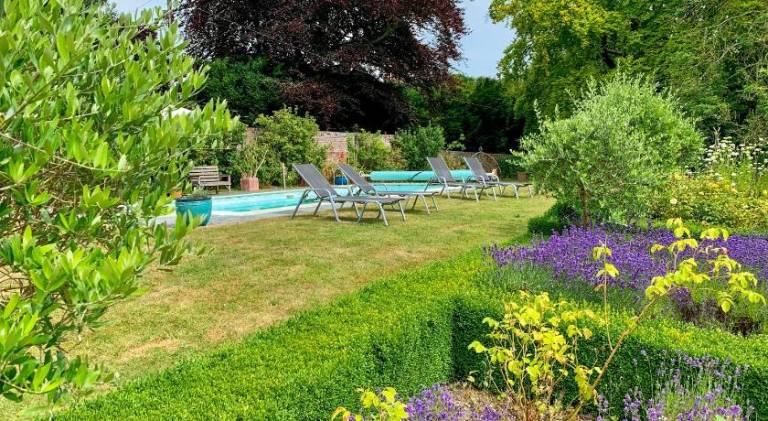 Beautiful house with pool | Pet-friendly in Maidstone