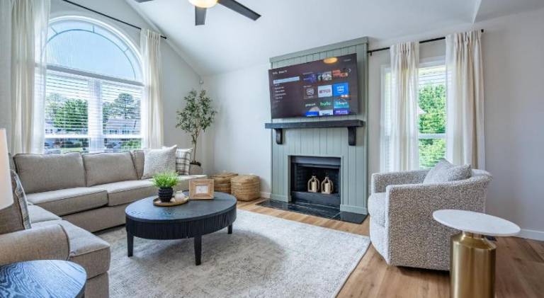 Pleasant house | Pets allowed in Cartersville, GA