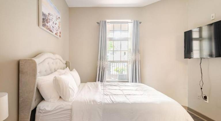 Charming apartment with pool | Pets are welcome — photo 2
