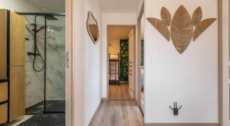 House with 2 rooms for 4 persons — photo 3