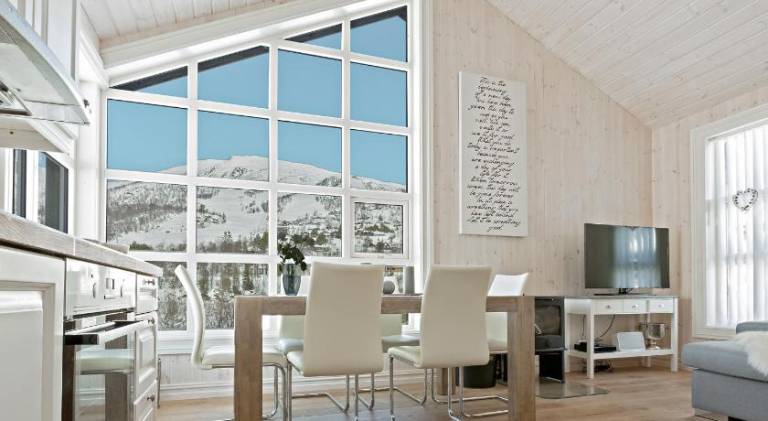 Pleasant apartment with terrace | Pets are welcome in Stranda