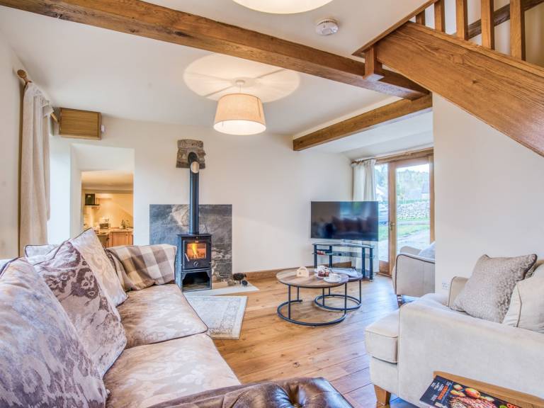 3 Bed in Hartington 77739