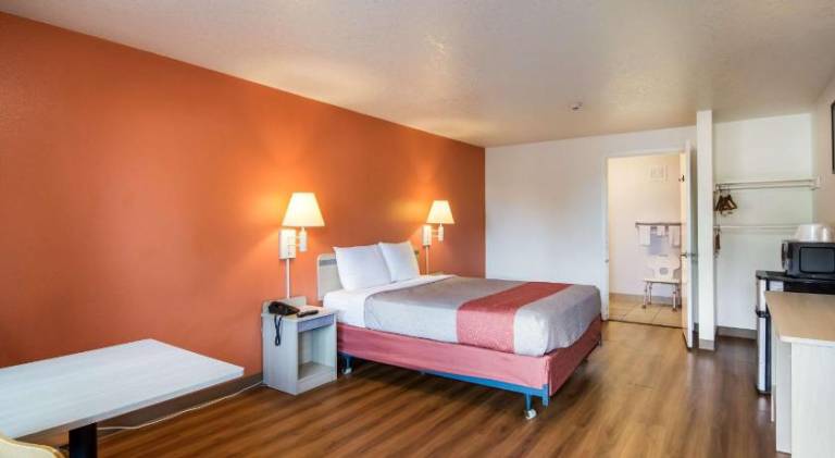 Motel 6 Vancouver, WA — photo 2