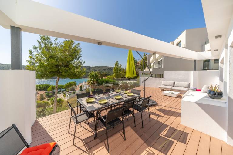 Villa with garden, patio & private pool — photo 5