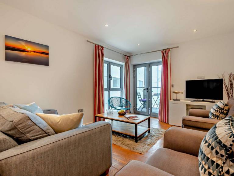 Charming rental apartment | Water view | Close to the beach | Pets allowed — photo 4