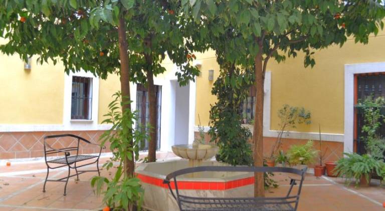 Apartment | Close to Mosque–Cathedral of Córdoba | Pets are welcome in Córdoba