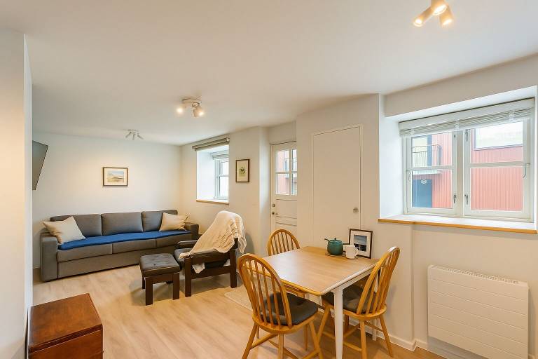 Apartment Hafnarfjordur