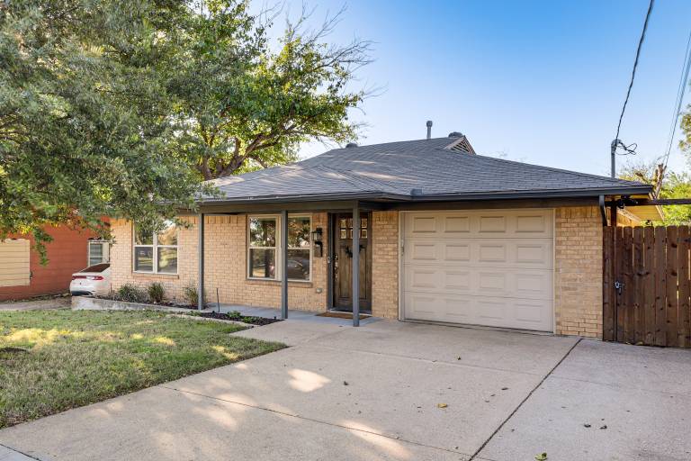 Dog-Friendly Dallas Home w/ Fenced Yard! — photo 5