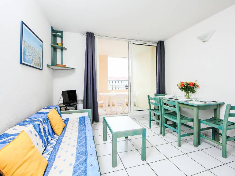 Pleasant apartment with terrace & pool | Close to the beach | Dogs allowed — photo 2
