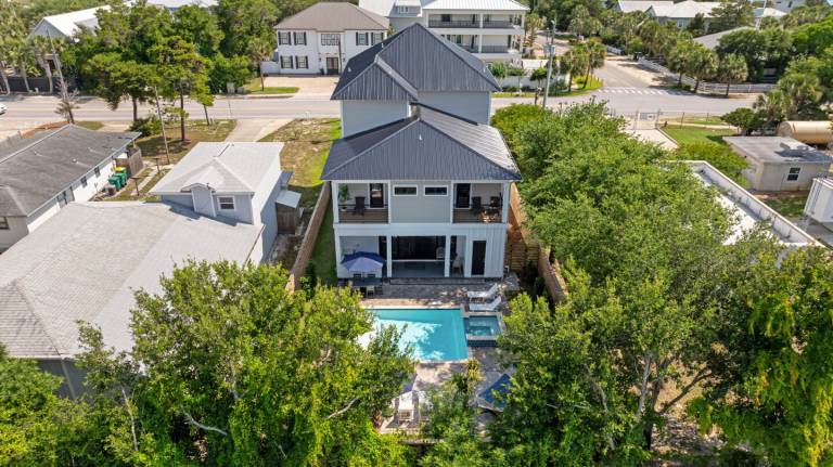 Black Pearl - Private Pool/Spa! Game Room! 6-Seater Golf Cart! 2 Min to Beach! — photo 3
