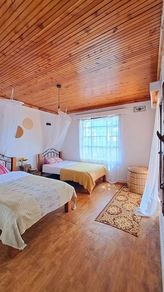 Hostel Karen