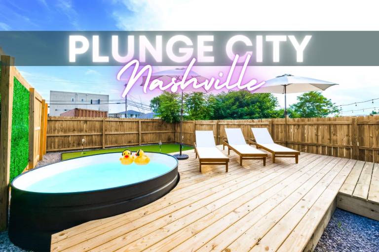 City Views Pool Hot Tub Mini Golf