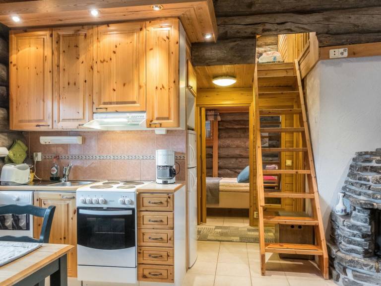 House with sauna & patio — photo 4
