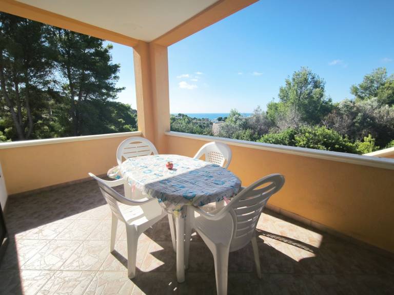 Apartment with barbecue in Patu